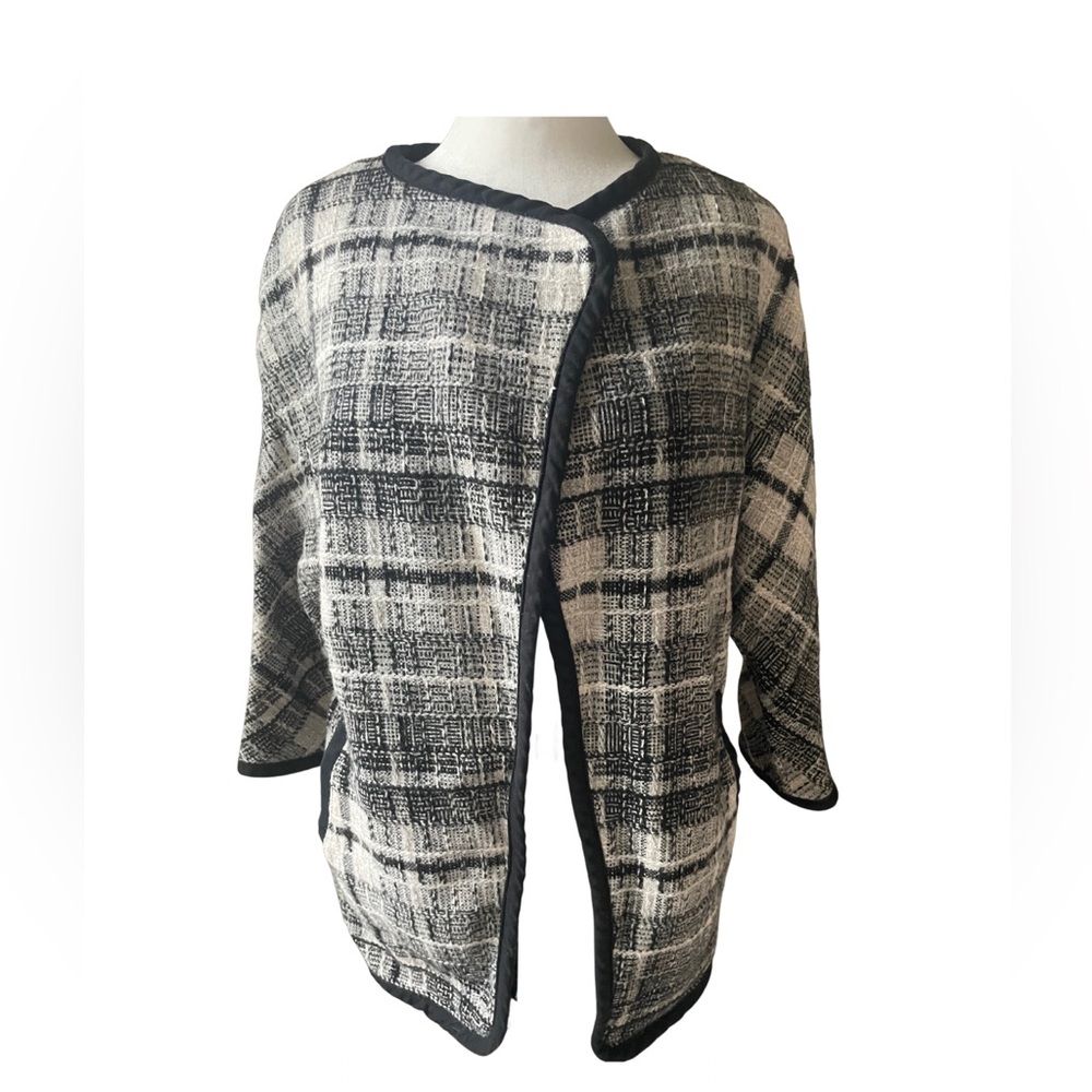 Women’s Size XS Black And White Plaid Viscose Wool Blend Jacket With Pockets